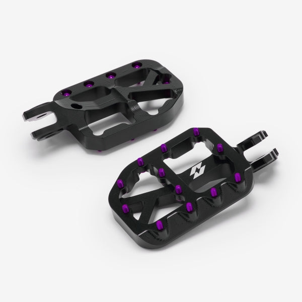 Full-E Charged Black Foot Pegs with 7075 Anodized Pins